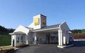 ﾌｧﾐﾘｰﾛｯｼﾞ旅籠屋・四万十店 モーテル 2*